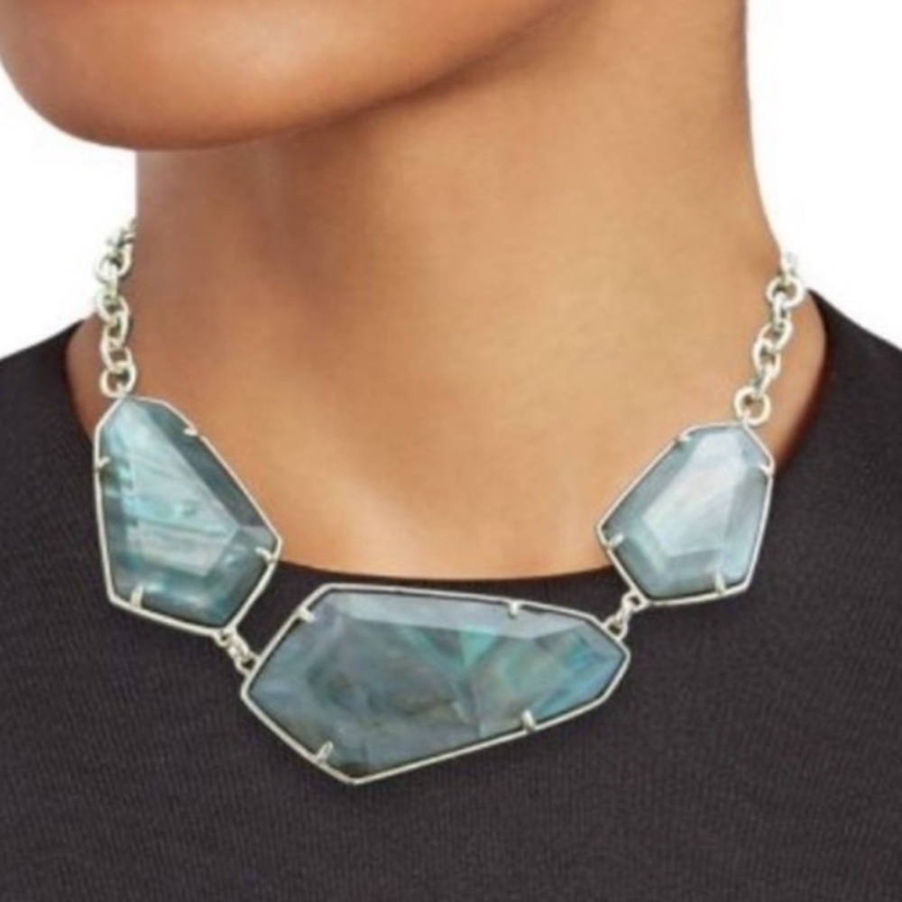 Kendra Scott Violet Gold Statement Necklace in Gray Illusion Iridescent